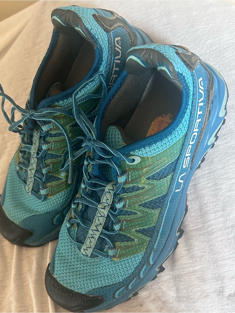 La Sportiva Women's Teal & Blue Trail Runners